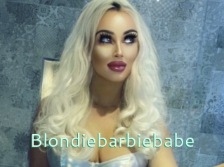 Blondiebarbiebabe