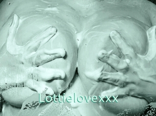 Lottielovexxx
