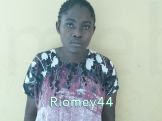 Riomey44