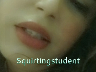 Squirtingstudent